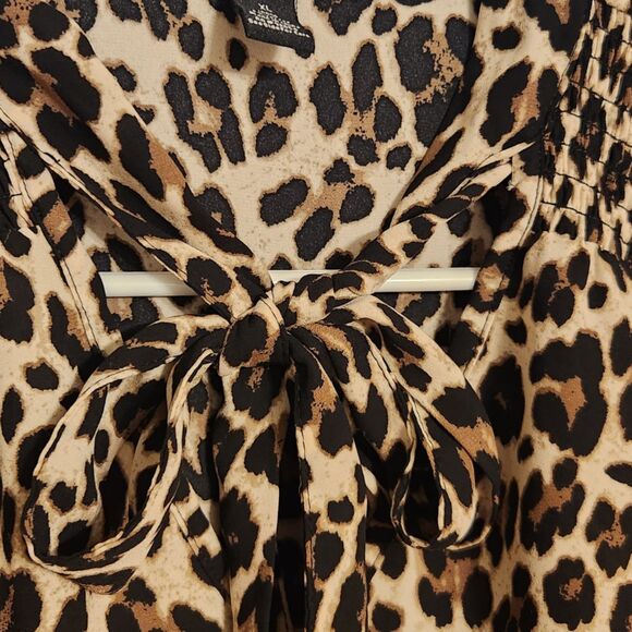 A Love Story Leopard Print Tie-Neck Blouse | Women’s XL | Long Sleeve, Polyester - Picture 7 of 9